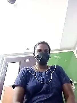 Snapshot of Tamil_Maha69 chatting on April 3, 2026, 12:30 am Tamil Maha69 online show from April 3, 2026, 12:30 am