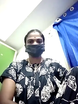 Snapshot of Tamil_Maha69 chatting on April 4, 2026, 12:20 am Tamil Maha69 online show from April 4, 2026, 12:20 am