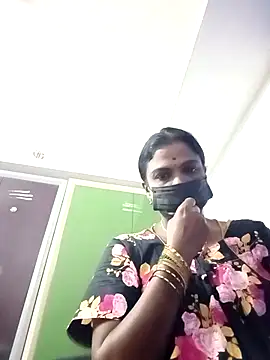 Snapshot of Tamil_Maha69 chatting on April 10, 2026, 12:49 am Tamil Maha69 online show from April 10, 2026, 12:49 am