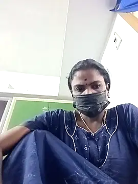 Snapshot of Tamil_Maha69 chatting on April 11, 2026, 1:10 am Tamil Maha69 online show from April 11, 2026, 1:10 am