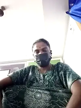 Snapshot of Tamil_Maha69 chatting on April 15, 2026, 12:39 am Tamil Maha69 online show from April 15, 2026, 12:39 am