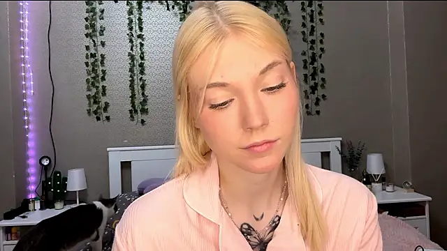 LlsabethHaze online show from January 14, 2026, 3:28 pm