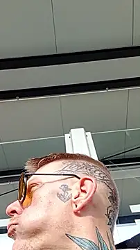 Der Schoene Penis online show from January 17, 2026, 10:42 am