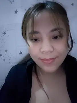 utlesexy online show from February 8, 2026, 11:57 am