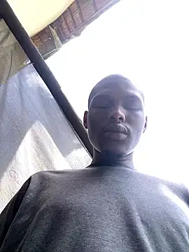 kwandero1234 online show from January 15, 2026, 7:35 am