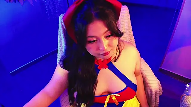 Sweet lenna online show from March 23, 2026, 9:08 pm