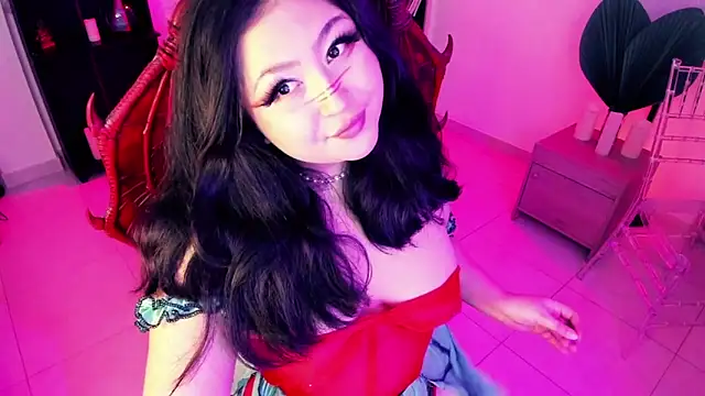 Sweet lenna online show from April 18, 2026, 10:43 pm