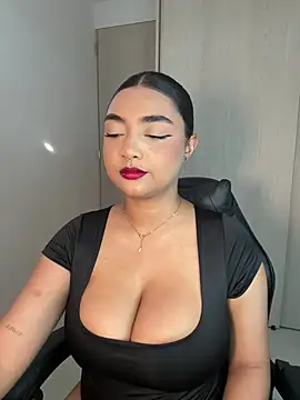 SASHASTRADA  online show from April 7, 2026, 9:26 pm