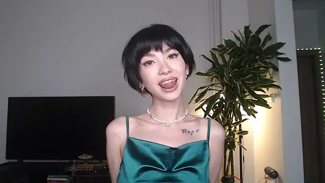 Snapshot of Marley_Queen chatting on July 12, 2026, 3:58 pm Marley Queen online show from July 12, 2026, 3:58 pm