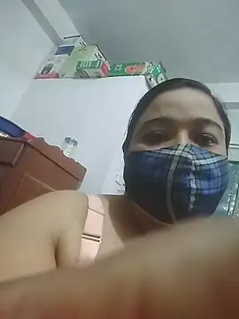 momo loves online show from April 6, 2026, 4:46 am