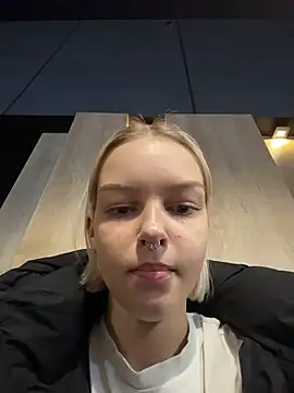 Snapshot of AshleyMur chatting on January 12, 2026, 3:34 am AshleyMur online show from January 12, 2026, 3:34 am