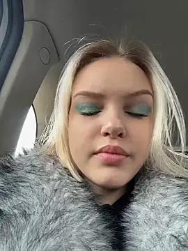 Snapshot of AshleyMur chatting on March 5, 2026, 4:52 am AshleyMur online show from March 5, 2026, 4:52 am