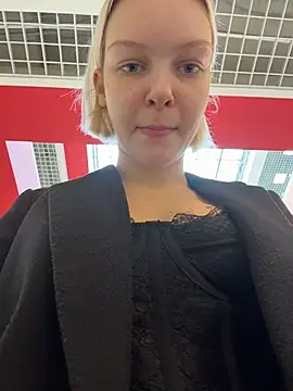 Snapshot of AshleyMur chatting on March 27, 2026, 6:08 am AshleyMur online show from March 27, 2026, 6:08 am