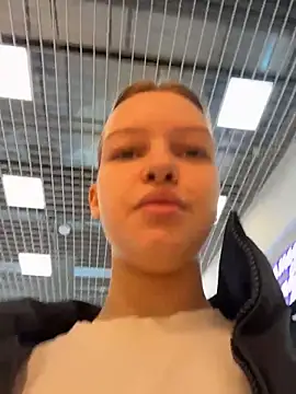 Snapshot of AshleyMur chatting on March 31, 2026, 5:41 am AshleyMur online show from March 31, 2026, 5:41 am