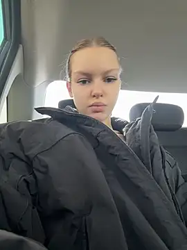AshleyMur online show from April 28, 2026, 4:17 am