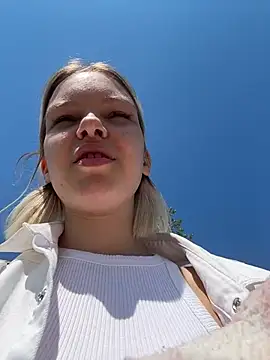 AshleyMur online show from May 28, 2026, 4:43 am
