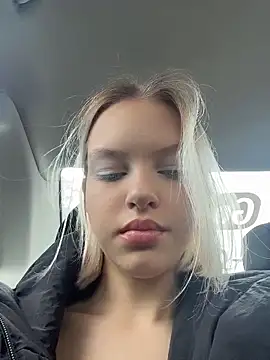 AshleyMur online show from May 30, 2026, 6:32 am