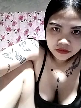 Snapshot of hotbabe69xx chatting on February 4, 2026, 2:01 pm hotbabe69xx online show from February 4, 2026, 2:01 pm