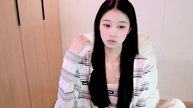 Snapshot of iiiiiiiiiu chatting on January 19, 2026, 2:10 pm iiiiiiiiiu online show from January 19, 2026, 2:10 pm