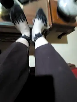 Snapshot of LINSA20 chatting on January 13, 2026, 12:54 pm LINSA20 online show from January 13, 2026, 12:54 pm