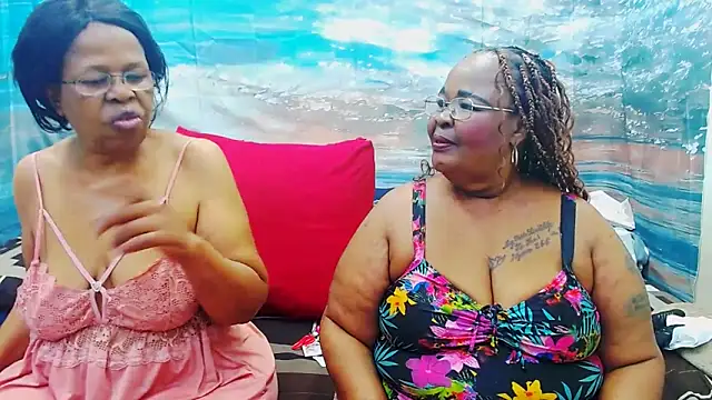 SEXY MATURExx online show from June 17, 2026, 5:03 pm