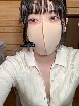 minami room online show from March 28, 2026, 6:13 am