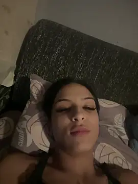 Evelin199 online show from July 23, 2026, 9:02 pm