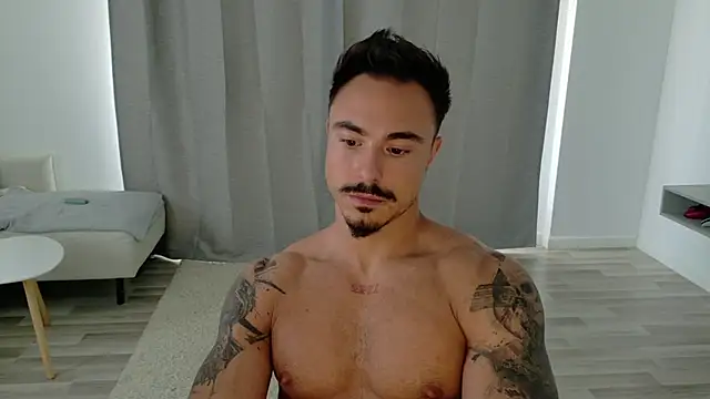 Snapshot of Master_Lukas chatting on June 3, 2026, 3:17 pm Master Lukas online show from June 3, 2026, 3:17 pm
