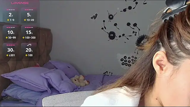 Sweet moon v  online show from March 16, 2026, 6:01 pm