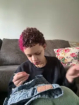 jojosbizarrelyf online show from April 11, 2026, 8:57 pm