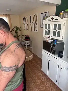 wolfbucker online show from April 1, 2026, 4:15 pm