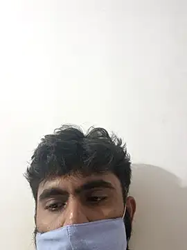 Snapshot of loyalboi667 chatting on January 5, 2026, 7:39 pm loyalboi667 online show from January 5, 2026, 7:39 pm