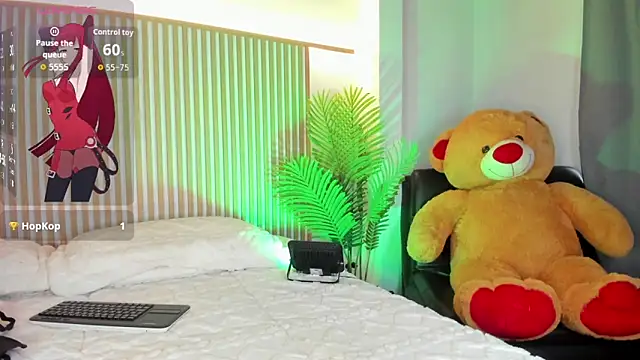 lia corner online show from February 13, 2026, 7:54 pm