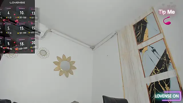 Snapshot of thamara-thompson chatting on June 16, 2026, 1:47 pm thamara-thompson online show from June 16, 2026, 1:47 pm