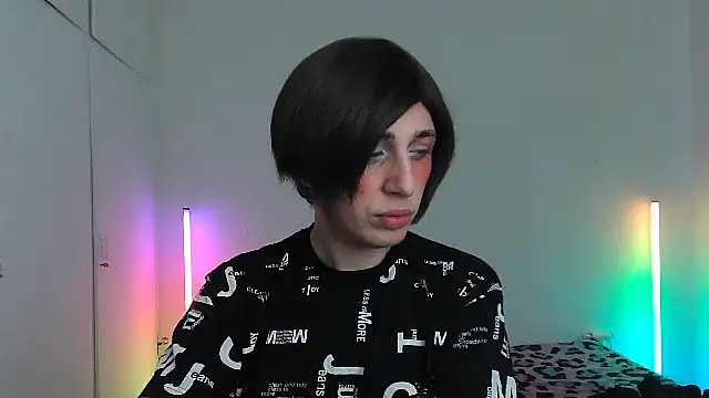 HoneyValentine online show from March 12, 2026, 8:15 pm