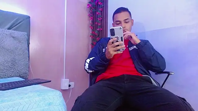 studentdeivy  online show from February 4, 2026, 10:32 am