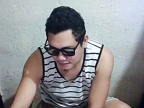 UrAsianGuy90 online show from February 8, 2026, 4:05 am