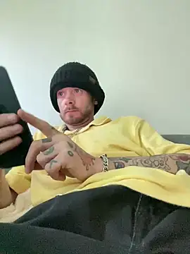 Snapshot of Nico2Nasty chatting on May 19, 2026, 12:22 pm Nico2Nasty online show from May 19, 2026, 12:22 pm
