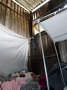 -Nicole-e online show from January 11, 2026, 12:48 am