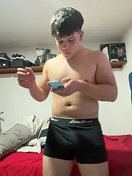 Snapshot of padrinito_69 chatting on February 19, 2026, 6:09 am padrinito 69 online show from February 19, 2026, 6:09 am