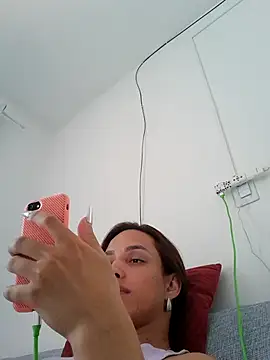 Snapshot of ofjuliaa chatting on January 10, 2026, 6:31 pm ofjuliaa online show from January 10, 2026, 6:31 pm