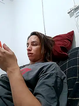 Snapshot of ofjuliaa chatting on March 14, 2026, 7:14 am ofjuliaa online show from March 14, 2026, 7:14 am