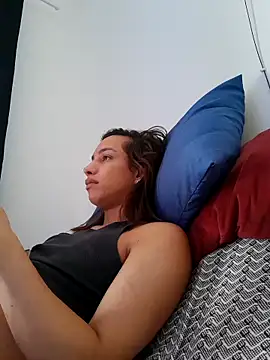 Snapshot of ofjuliaa chatting on April 11, 2026, 7:07 pm ofjuliaa online show from April 11, 2026, 7:07 pm