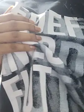 trinasa online show from April 4, 2026, 12:46 pm