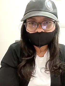 piryasharma005 online show from February 10, 2026, 6:23 pm