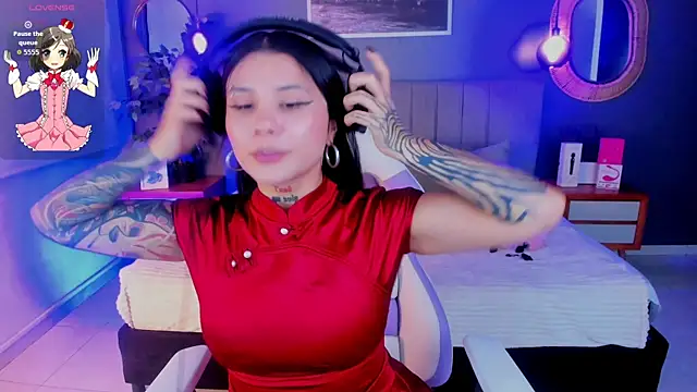 Nathalia stone  online show from June 25, 2026, 5:12 am