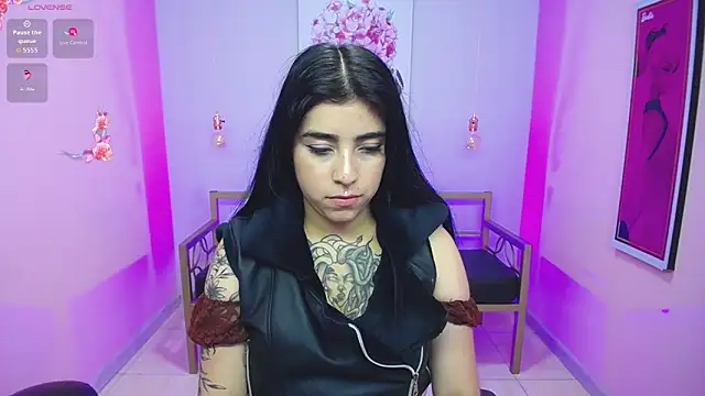 Snapshot of Adri_gomez_x chatting on May 15, 2026, 12:23 pm Adri gomez x online show from May 15, 2026, 12:23 pm