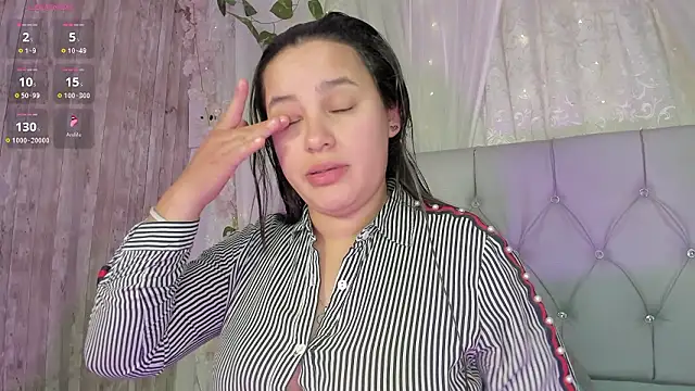 Victoria Poncce1 online show from February 19, 2026, 11:39 am