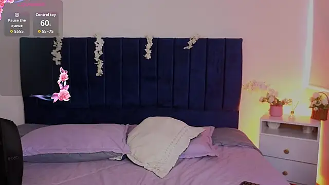 DulceRouss  online show from March 30, 2026, 11:44 am