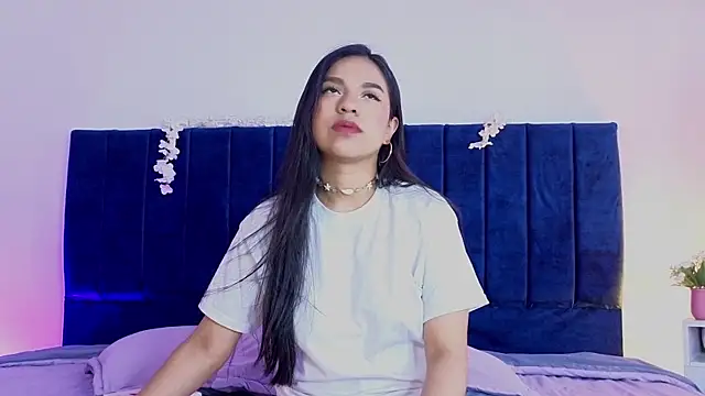 DulceRouss  online show from April 13, 2026, 12:21 pm